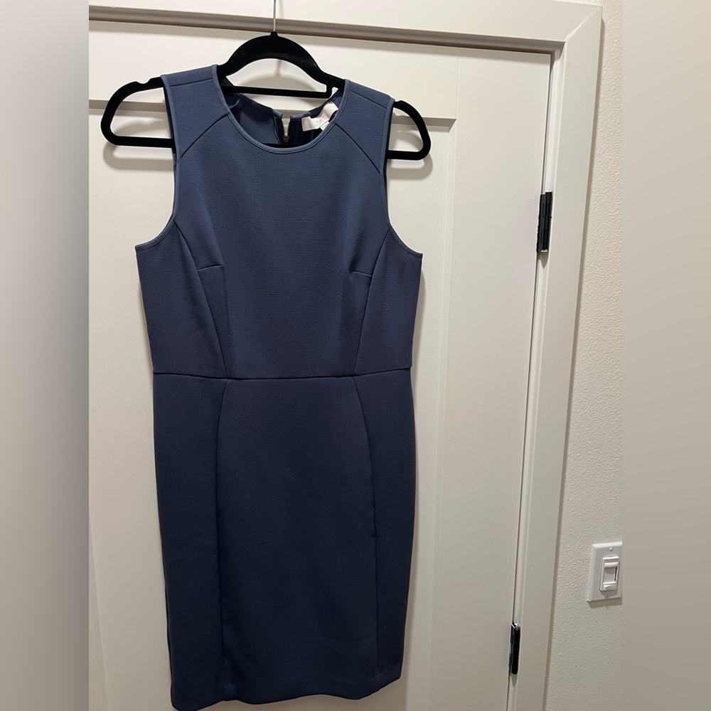 Elegant Teal Sleeveless Dress